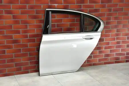 Portiera posteriore sinistra BMW 7 G11 colore A83 GLACIERSILBER