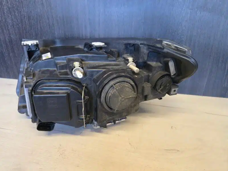 Faro destro anteriore xenon dinamico adattivo LCI restyling BMW X1 E84