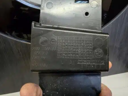 Slitta di fissaggio del parafango anteriore sinistro BMW i3 I01 7299183