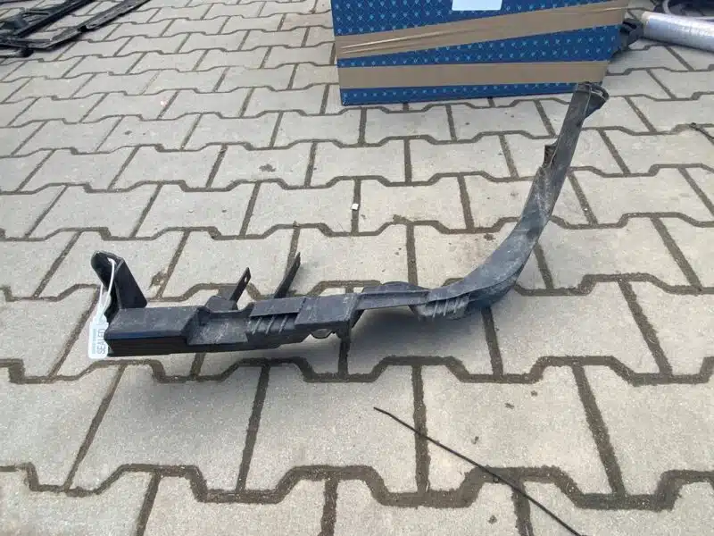 BMW X1 E84 Guida montaggio fanale sinistro anteriore 2990179