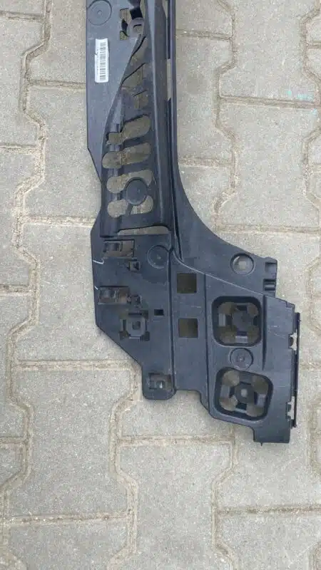 BMW Serie 7 G11 LCI guida del paraurti posteriore 7478347 MSP