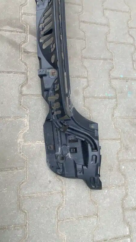 BMW F01 F02 Guida del paraurti posteriore 7183883