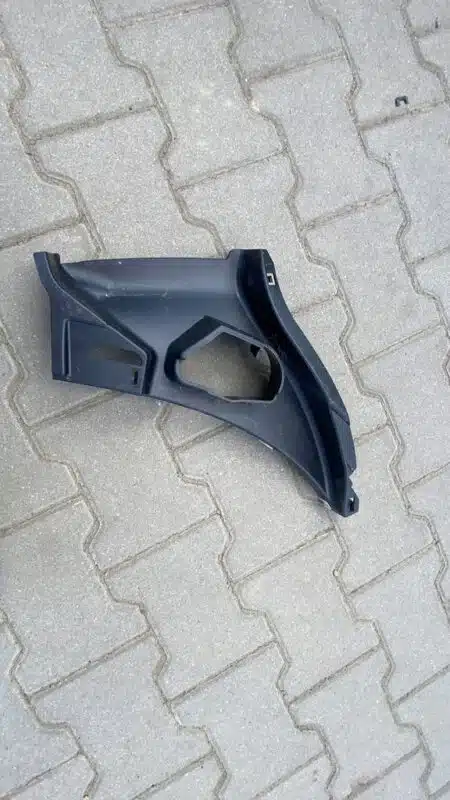 BMW X6 F16 canale di aspirazione dell'aria laterale sinistro del paraurti 8056505