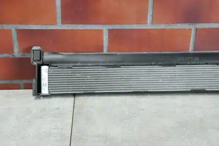 radiatore aggiuntivo BMW 1 F40 2 F74 2 U06 X1 U11 X2 U10 9846881