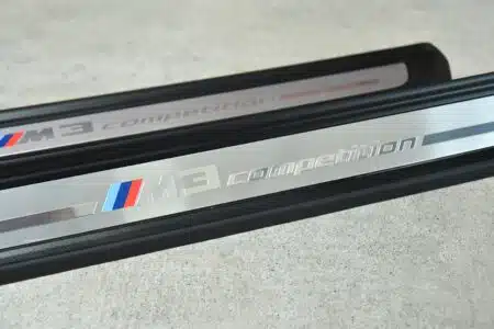 LISTELLI LISTELLA DECORATIVA DELLA SOGLIA BMW M3 G80 G81 M-POWER COMPETITION