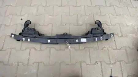 Staffa superiore del paraurti anteriore BMW 1 F40 F44 4A0E228