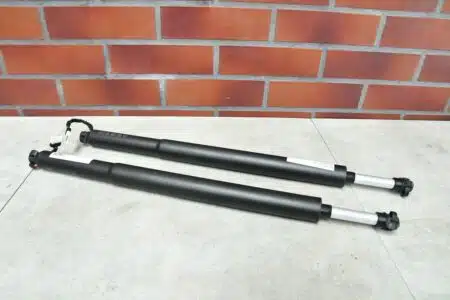 Attuatore telescopico del portellone posteriore sinistro e destro BMW X2 U10 10095km