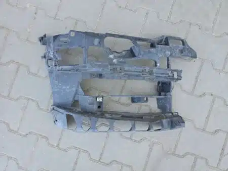 Supporto fissaggio paraurti destro BMW 5 G30 G31 7385346