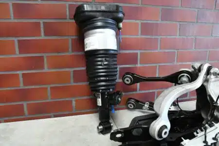 nodo sterzo destro posteriore braccio oscillante ammortizzatore BMW X7 G07 24km
