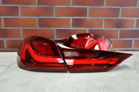 FanaleDE POSTERIORI LATO SINISTRO Lato Destro BMW 1 F40 LED 35002km
