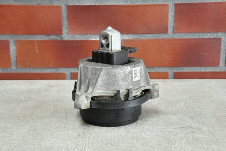 supporto motore lato sinistro BMW M2 G87 M3 G80 G81 M4 G82 G83 8097149