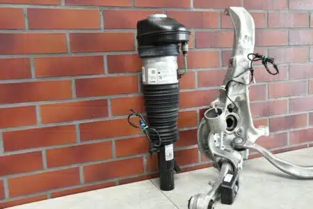 sospensione lato sinistro piasta ammortizzatore pneumatico sinistro BMW X7 G07 198km