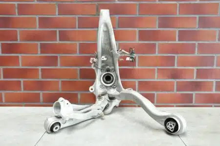 sospensione lato sinistro anteriore braccio oscillante BMW 5 G30 G31 4x4 xDrive 26979km