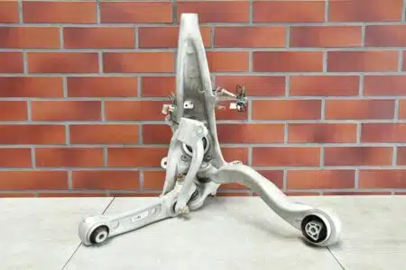 sospensione lato sinistro anteriore braccio oscillante BMW 5 G30 G31 4x4 xDrive 26979km