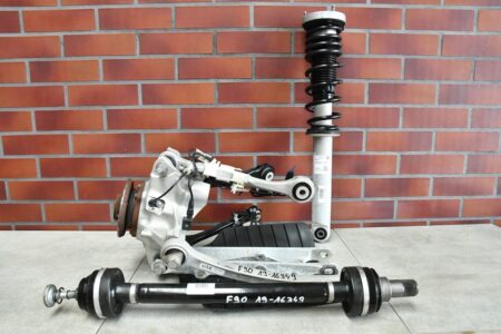 sospensione lato sinistro posteriore braccio oscillante semiasse ammortizzatore BMW M5 F90 6085km