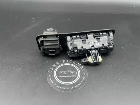 TELECAMERA POSTERIORE BMW CON INTERUTTORE APERTURA 2019-2024 -20-
